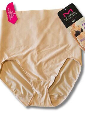 NWT Maidenform Full Back Brief Shapewear Panty NUDE Women's Size SMALL